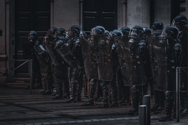 Polizia di Stato concorsi civili: "Servire e proteggere: Ruoli civili nella Polizia di Stato"